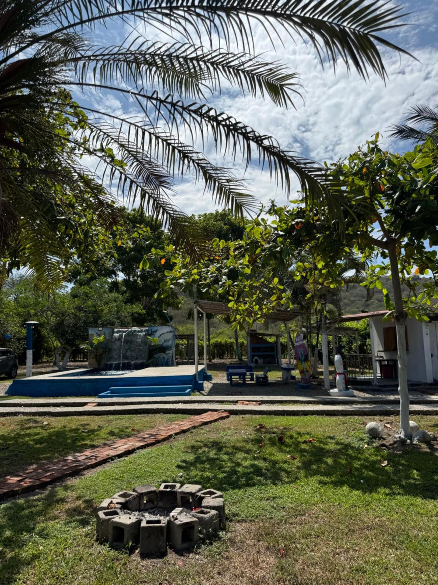Hostal eco-aventura Montañita Esterno foto